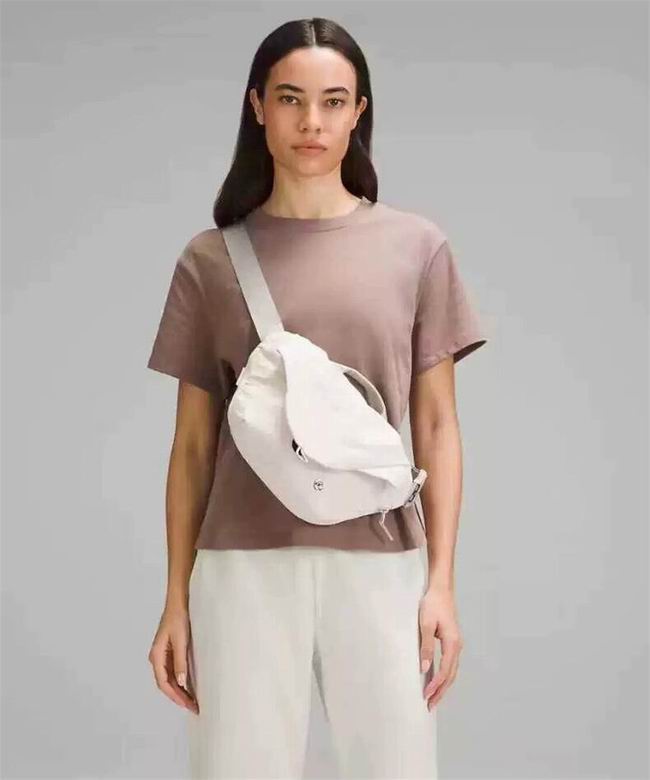 Lululemon 33x3x18cm 2C AO (3)